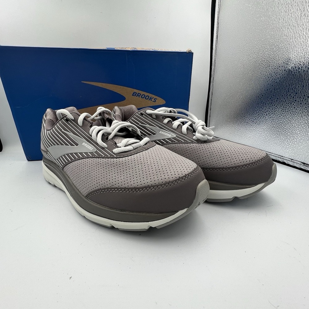 NEW! Brooks Addiction Walker Suede Women's 10.5 Wide Sneakers Grey Shark/Alloy